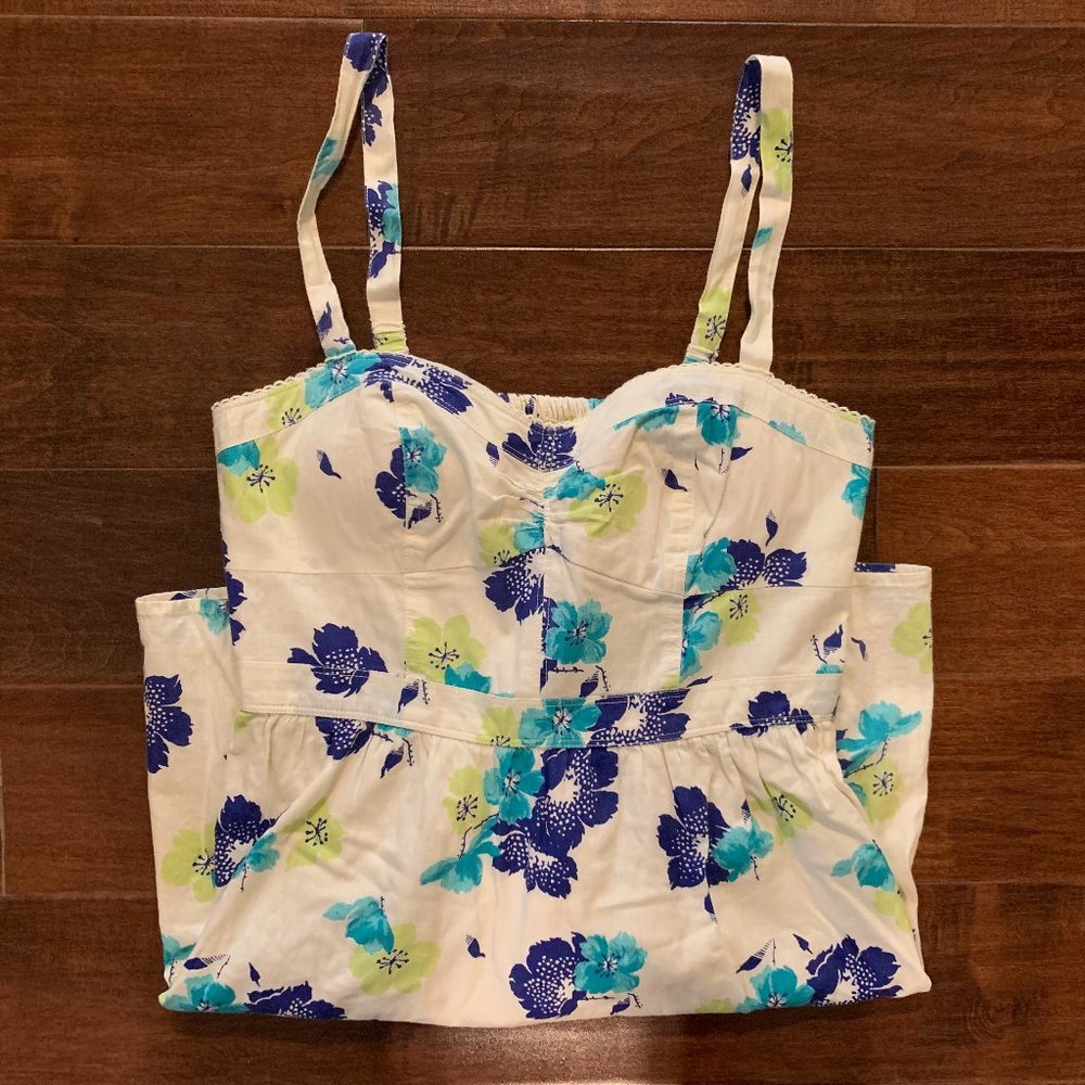 American Eagle Outfitters Floral Dress Size Medium